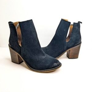 Steve Madden Black Ankle Booties